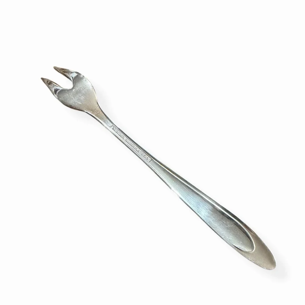 Vtg Meriden Silverplate‎ Small Fork 5.25